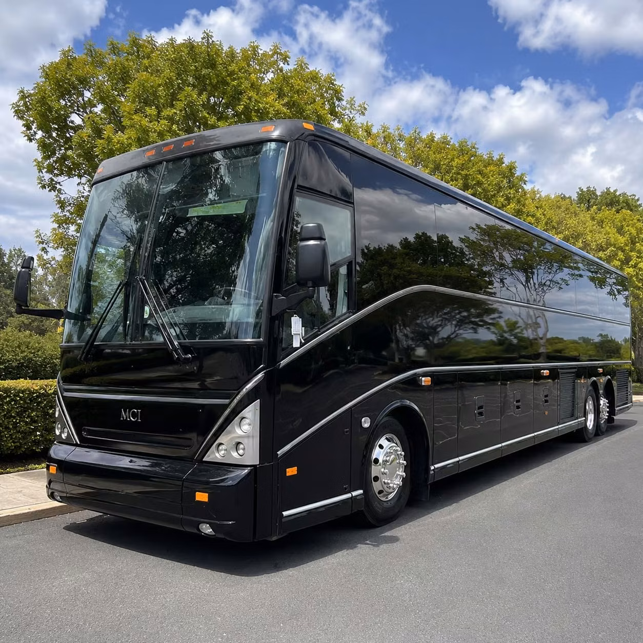 corporate shuttle bus services for southfield s major business campuses