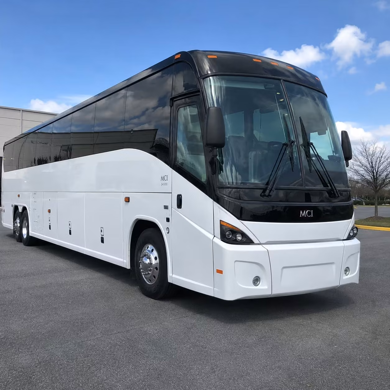 southfield groups heading to dtw deserve a smarter ride than a rideshare caravan