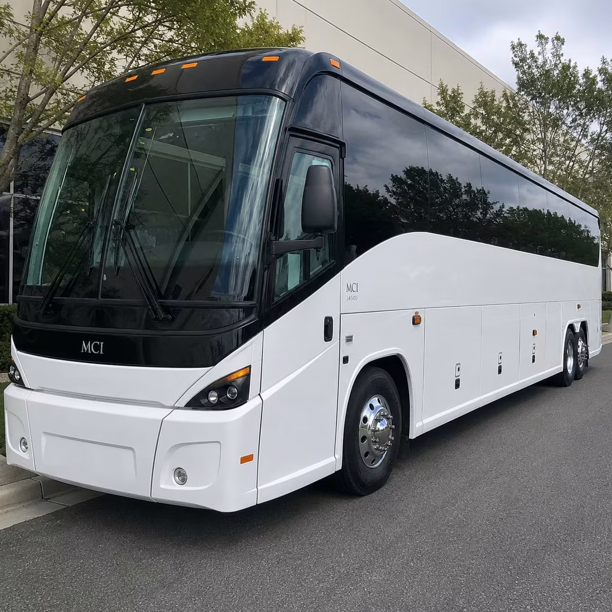 southfield s corporate corridor deserves smarter commuter shuttle solutions